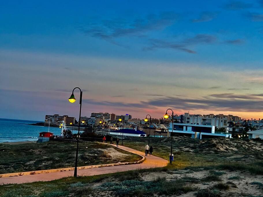 Torrevieja La Mata Primera Linea Playa Buitenkant foto