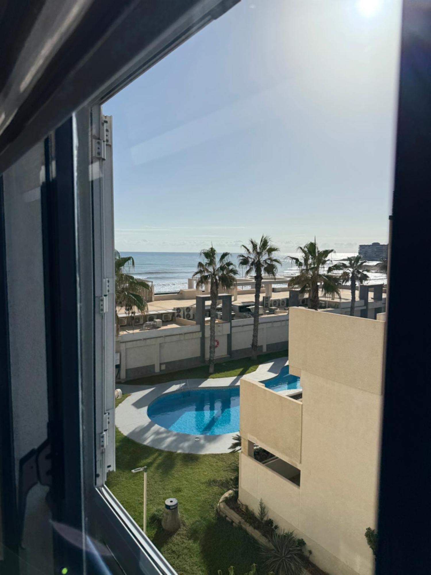Torrevieja La Mata Primera Linea Playa Buitenkant foto